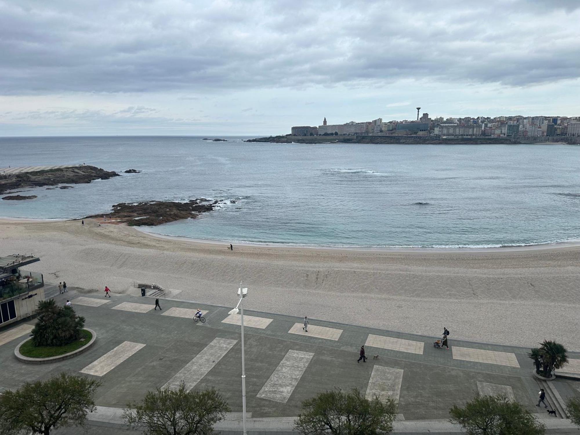 Piso Con Vistas A La Playa De Riazor Apartment Ла Коруня Екстериор снимка